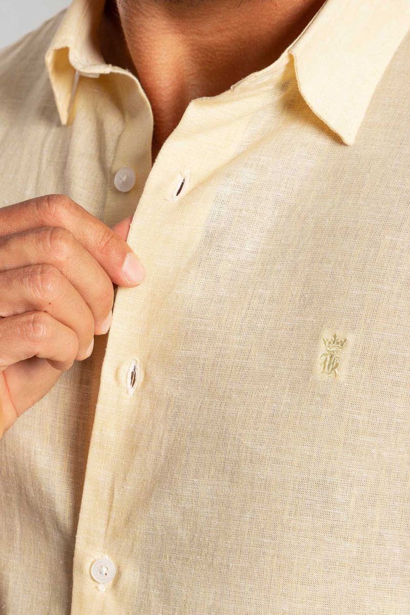 01.01.0119.070 CAMISA LINHO CASUAL AMARELA-6294.JPG