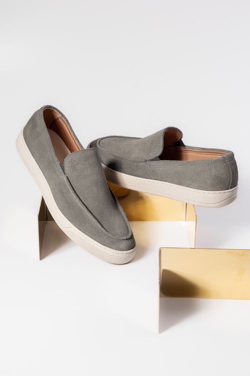 Tênis Loafer Camurça S26 - Chumbo