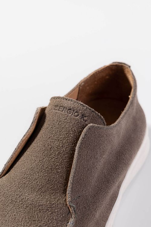 Tênis Camurça Sem Cadarço S26 - Verde Musgo