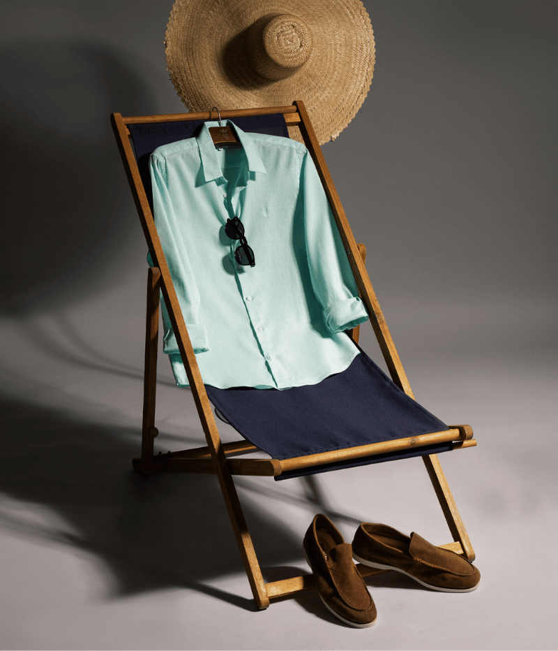  RESORT WEAR